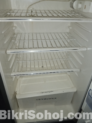 ওয়ালটন ফ্রিজ